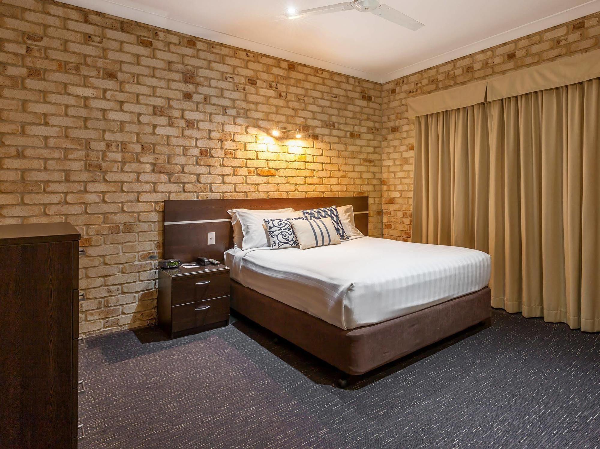 Highlander Motor Inn Toowoomba Exterior photo