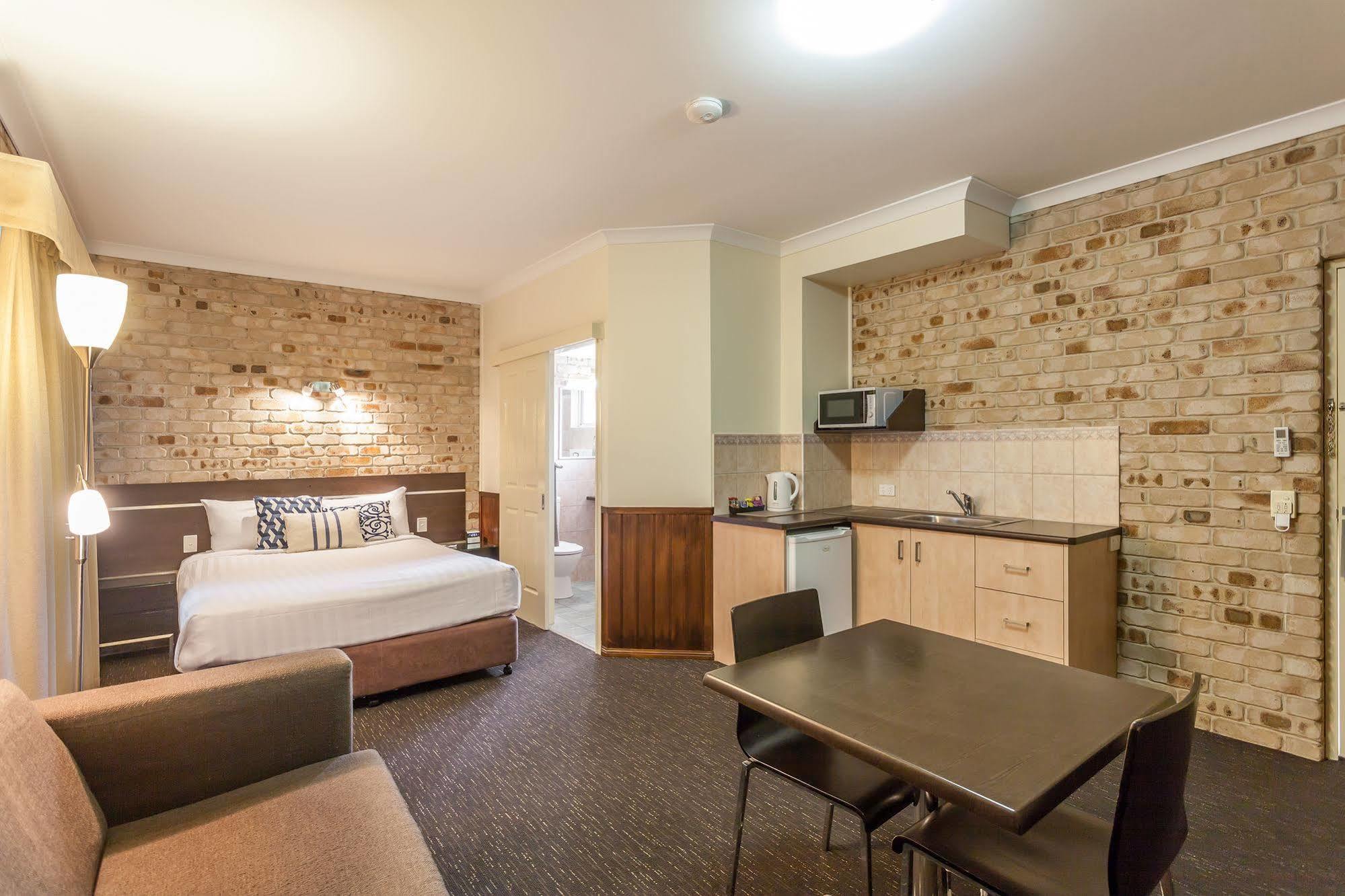 Highlander Motor Inn Toowoomba Exterior photo